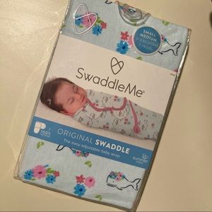New Original Swaddle Me